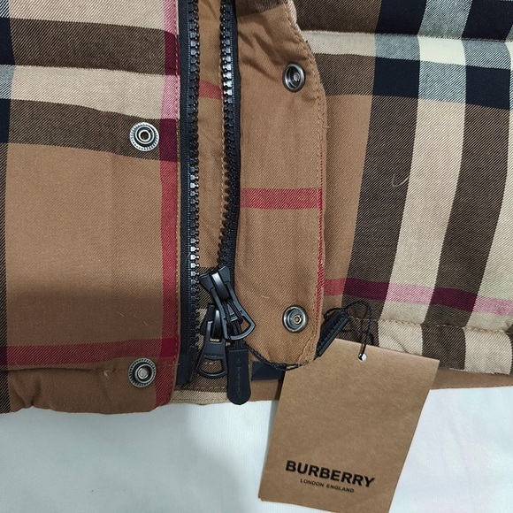 Burberry Check Hooded Quilted Down Jacket - Picture 6 of 9